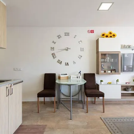 Apartment And Functional *