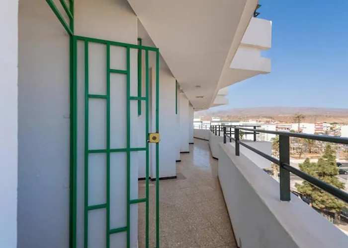 아파트 And Functional